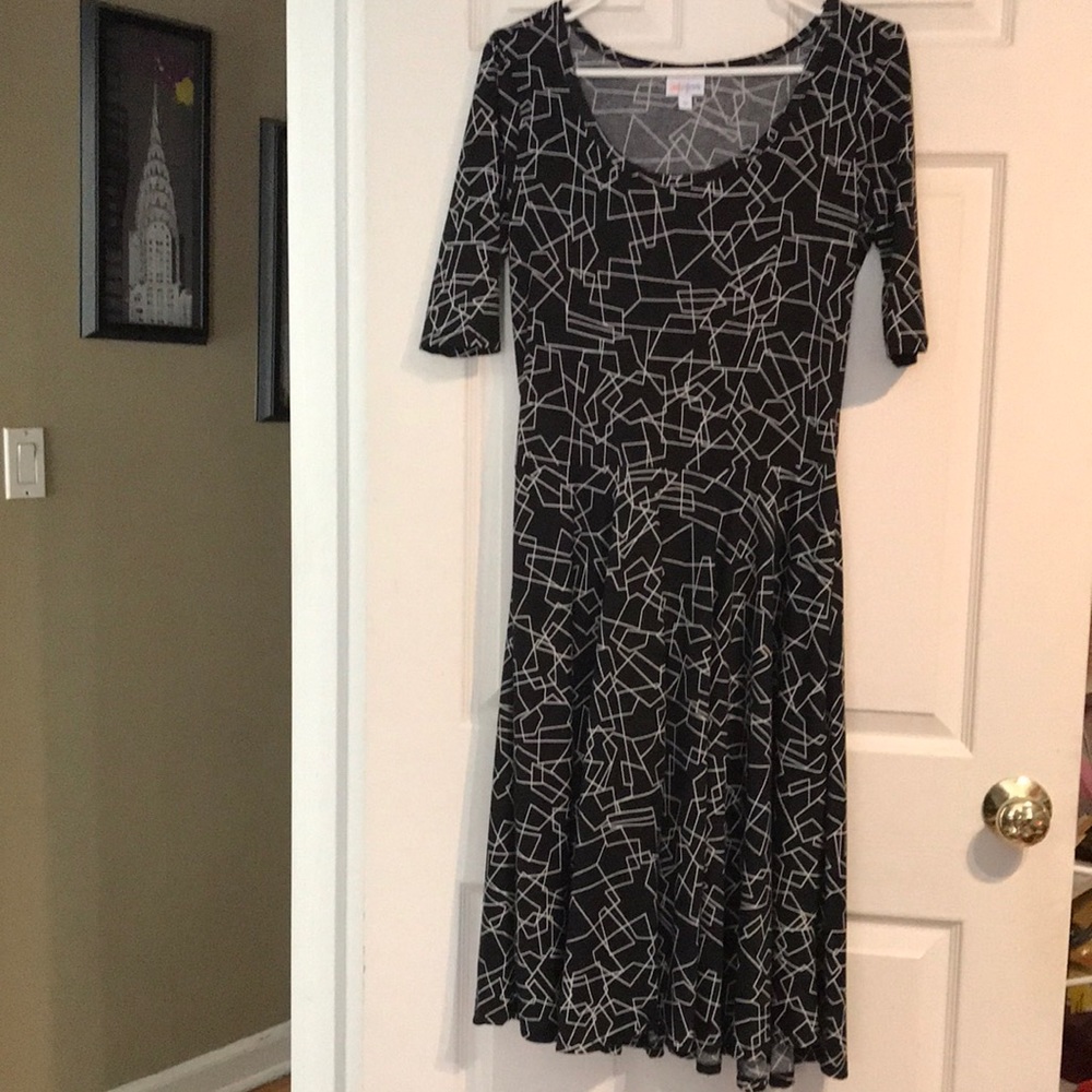 NWOT black LulaRoe Nicole dress size M